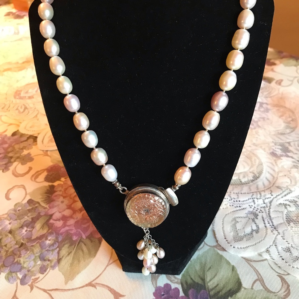 STERLING CLASP SINGLE STRAND OF LARGE GLASS PEARLS - Picture 5 of 14